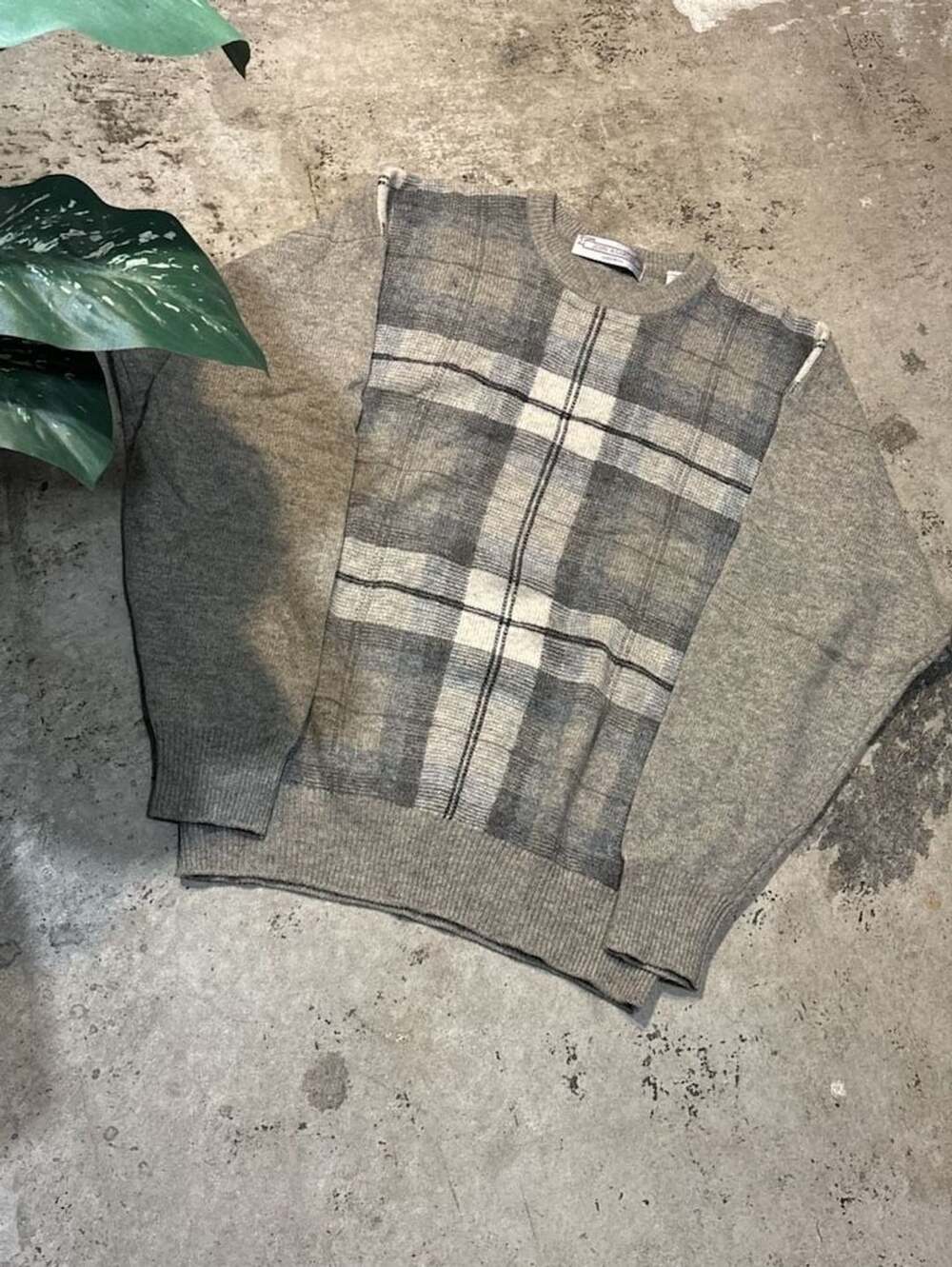 John Ashford Plaid Lambswool Sweater Size XL Gray Crewneck Wool Pullover